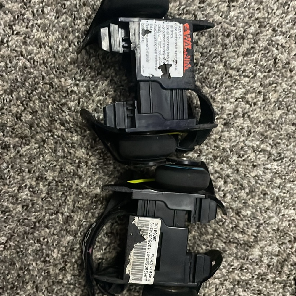 Black Razor shoe skates - Picture 2 of 3